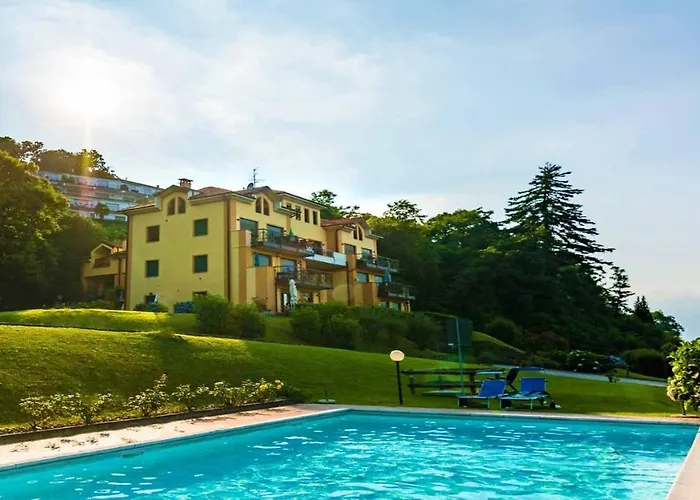 Apartment Blue Stresa